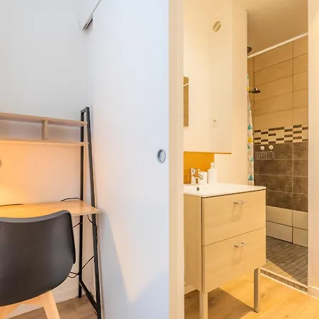 Le Relais De La Poste 6ch 6 Sdb, Ideal Professionnels, Centre, Fitness & Babyfoot רובייש