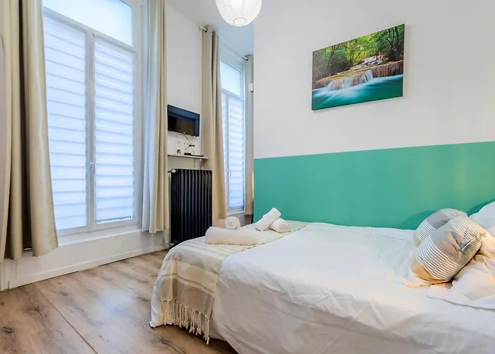 Le Relais De La Poste 6ch 6 Sdb, 12 Pers Centre Fibre Hébergement de vacances Roubaix