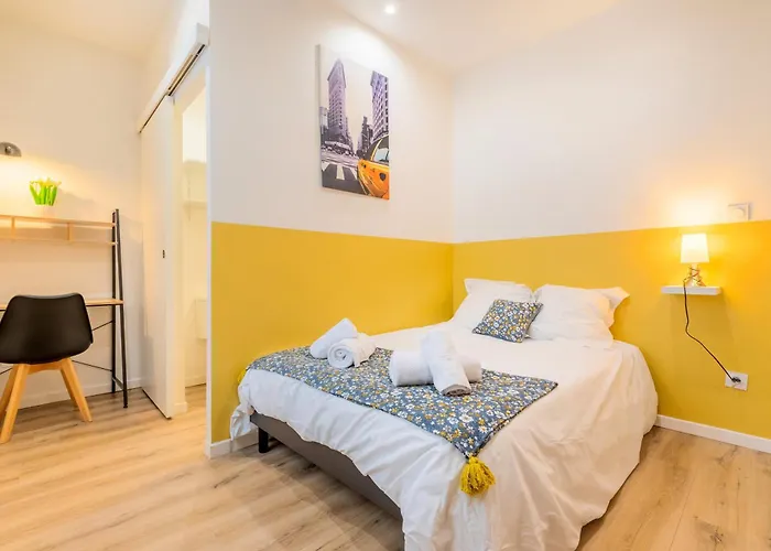 Le Relais De La Poste 6ch 6 Sdb, 12 Pers Centre Fibre Hébergement de vacances