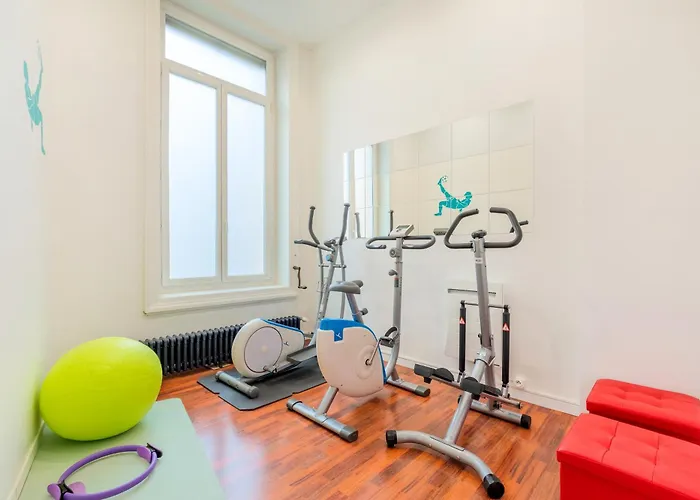 Hébergement de vacances Le Relais De La Poste 6ch 6 Sdb, 12 Pers Centre Fibre