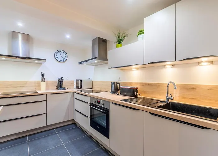 Le Relais De La Poste 6ch 6 Sdb, 12 Pers Centre Fibre Hébergement de vacances