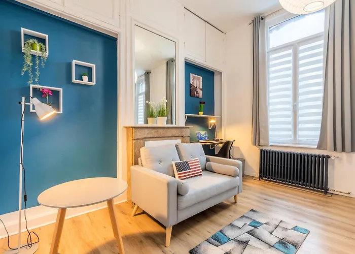 Hébergement de vacances Le Relais De La Poste 6ch 6 Sdb, 12 Pers Centre Fibre